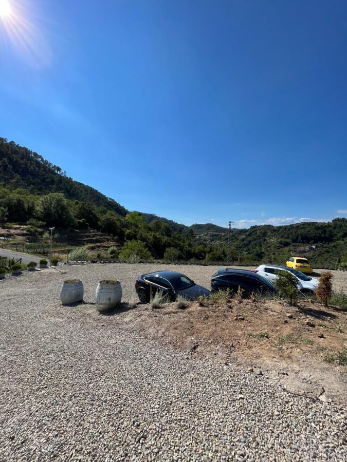 Agriturismo Terre Di Ginepro Borghetto di Vara Eksteriør bilde